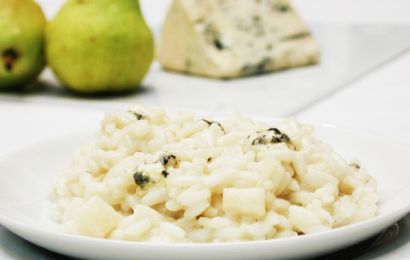 Risoto de gorgonzola com peras  ao molho de vinho tinto