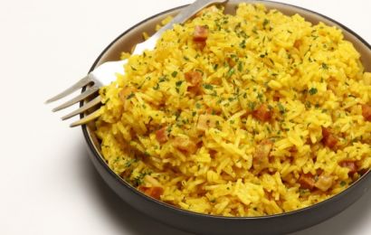 Arroz de açafrão e bacon