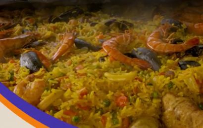 Paella de frutos do mar 